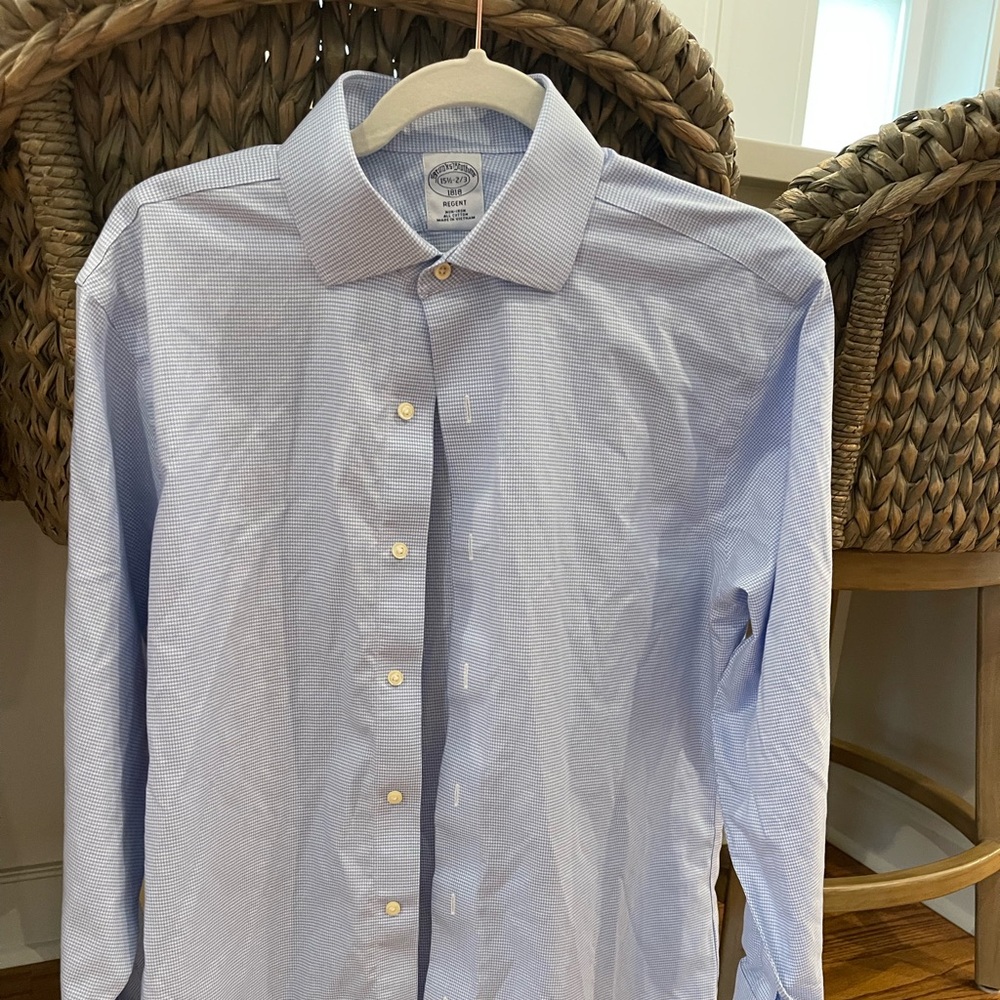 Brooks Brothers Regent dress shirt 15.5 neck 32/33 length